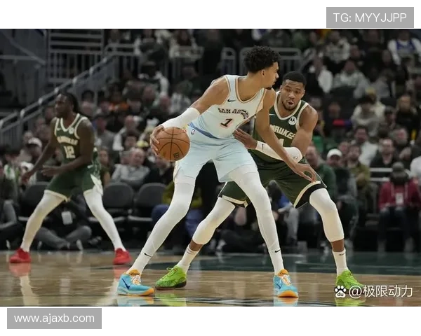 热火主场再燃激情连克尼克斯 豪取两连胜展现强劲季初状态