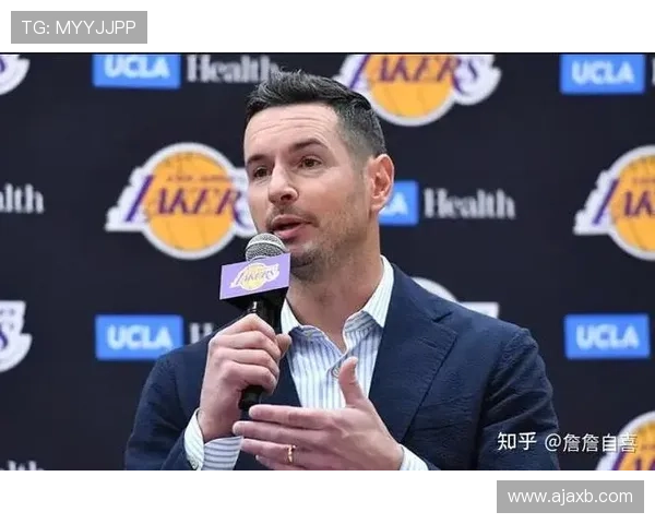 A史密斯质疑詹姆斯关键时刻表现背后是否隐藏赛前饮酒的秘密